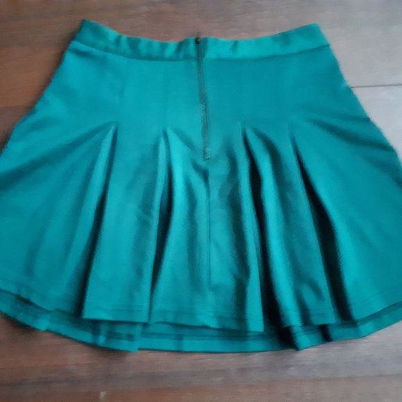 Teal Forever 21 skater skirt - Picture 2 of 3
